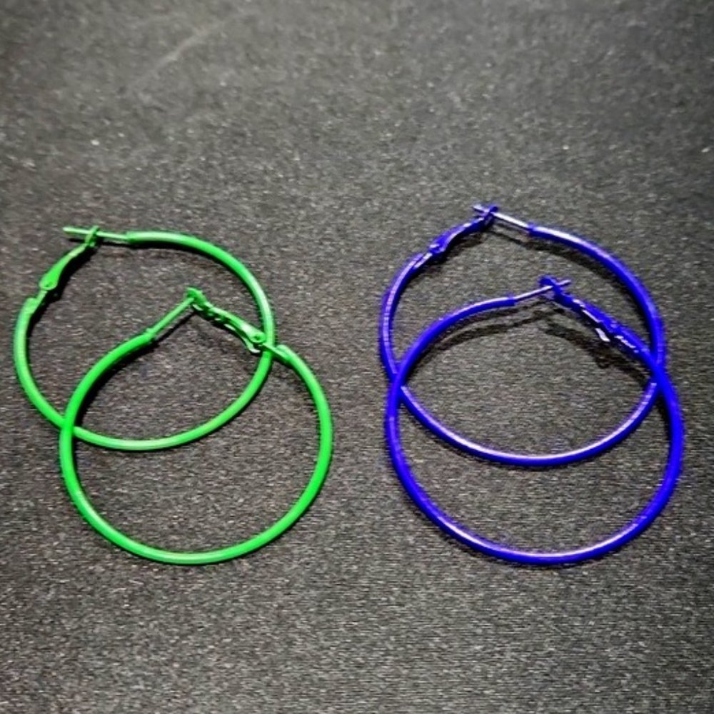 2 Pairs Purple & Green Brand NEW Large Colorful Hoop Hinged Earrings Big Hoops